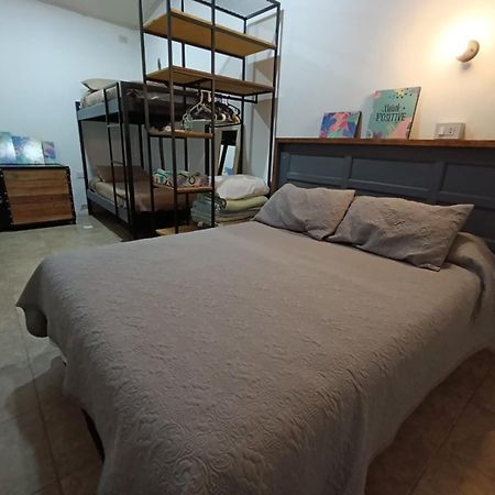Espacio Minga, Casa Quinta En La Ciudad, Hasta 8 Personas Коррієнтес Екстер'єр фото